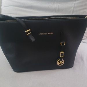 Black Jet set Michael Kors